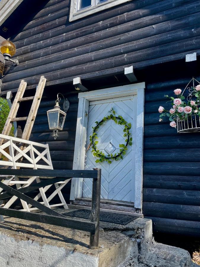Stabbur Steinbekken, Back To Basic Primitive Overnight Eidsvoll Exterior photo